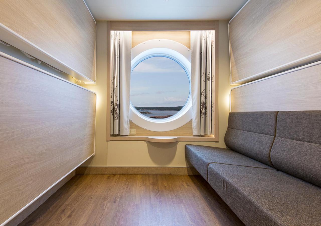 Viking Line Ferry Viking Grace - One-Way Journey From Turku To Stockholm Hotel Room photo