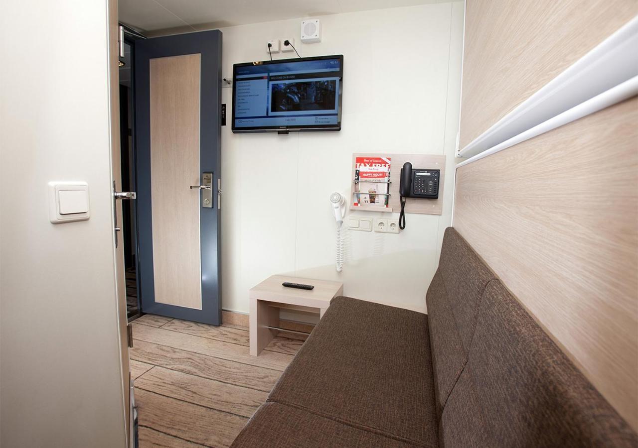 Viking Line Ferry Viking Grace - One-Way Journey From Turku To Stockholm Hotel Room photo